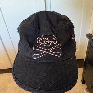 Women’s Black Skull Cap